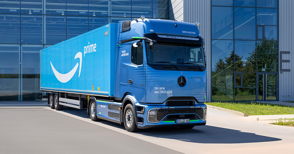 L'électricité à l'honneur : Mercedes-Benz eActros 600 aux couleurs de l'entreprise Amazon Mercedes-Benz eActros 600 dans la livrée Amazon : Le nouveau mot du camionnage